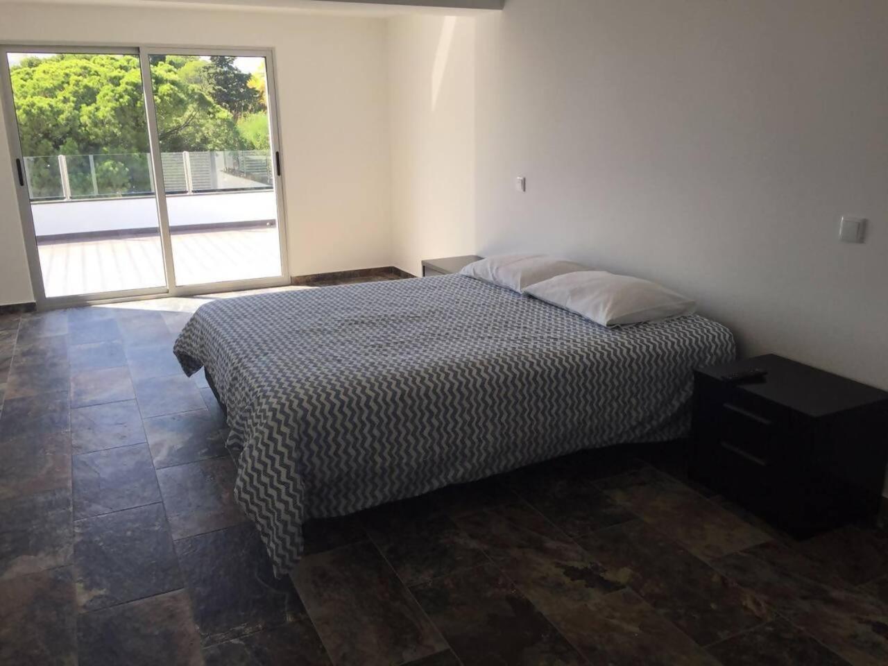 Casa Com 3 Suites Jacuzzi Em Albufeira Exterior photo